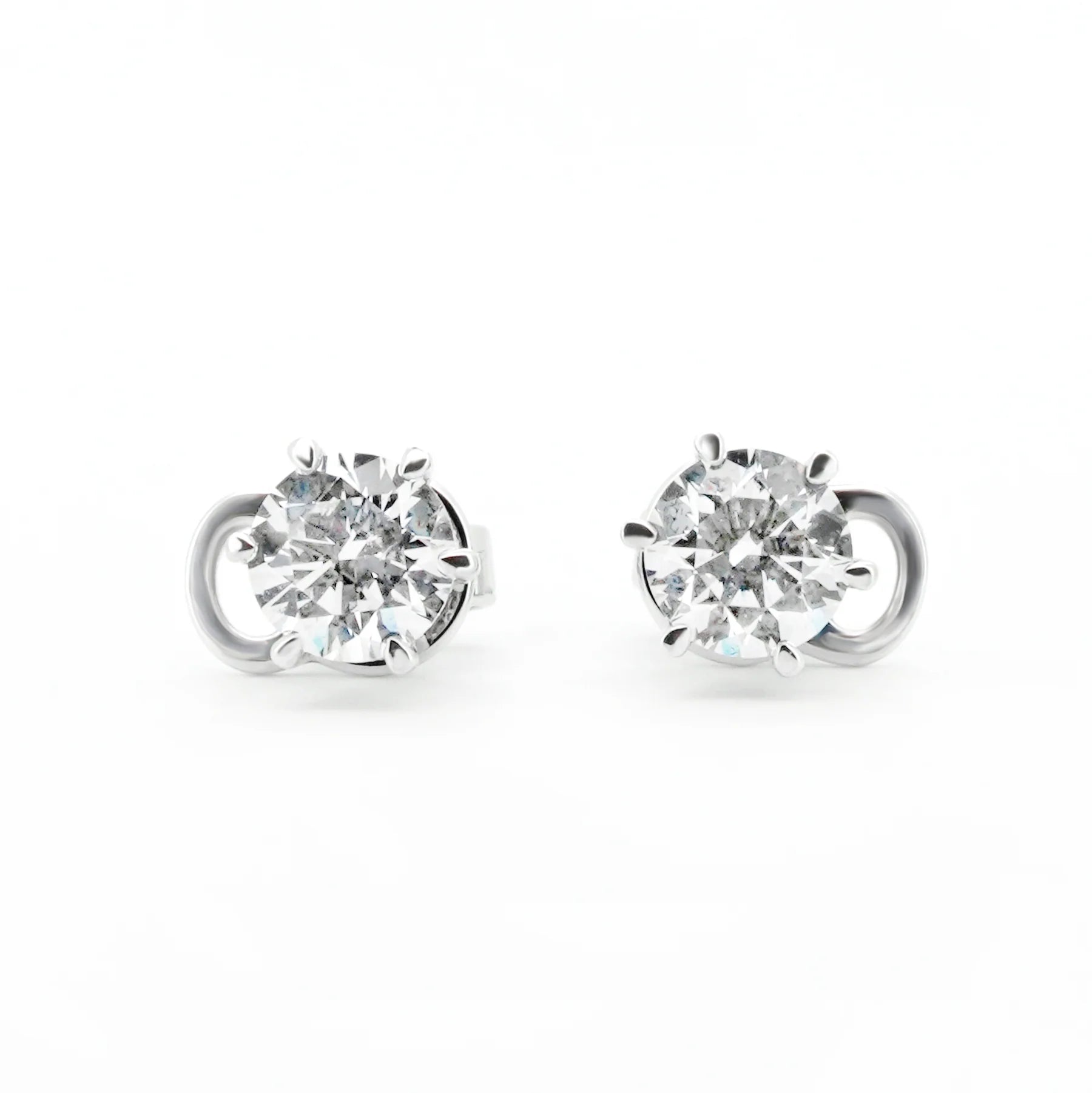 Inilah 5 Anting Berlian Mewah dari Sol et Terre