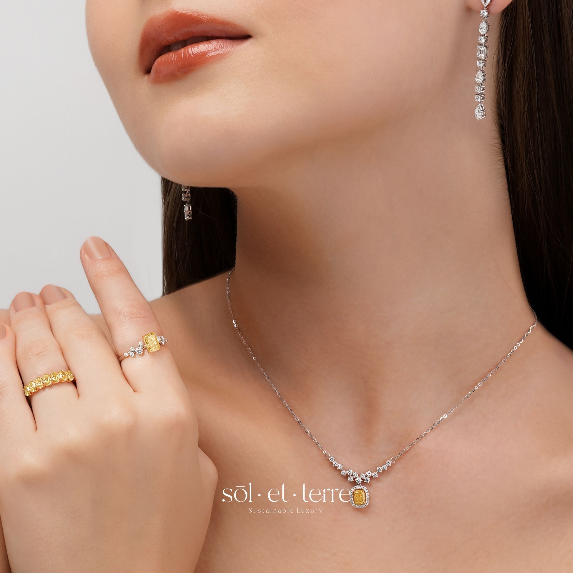 Model Kalung Berlian Simple Klasik untuk Tampil Elegan Sesuai Look dan Occasion