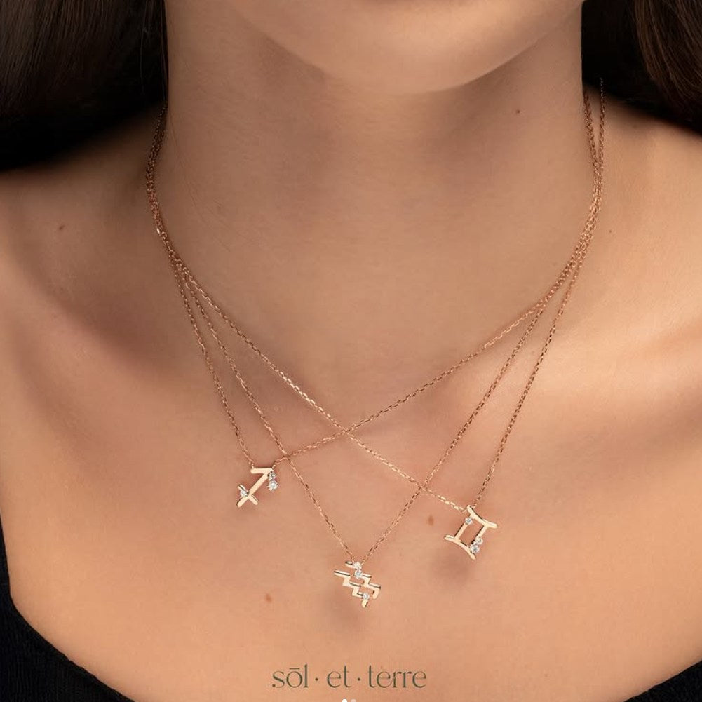 Zodiac & Birthstone Jewelry: Tren "Self-Expression" Lewat Perhiasan yang Personal di 2026