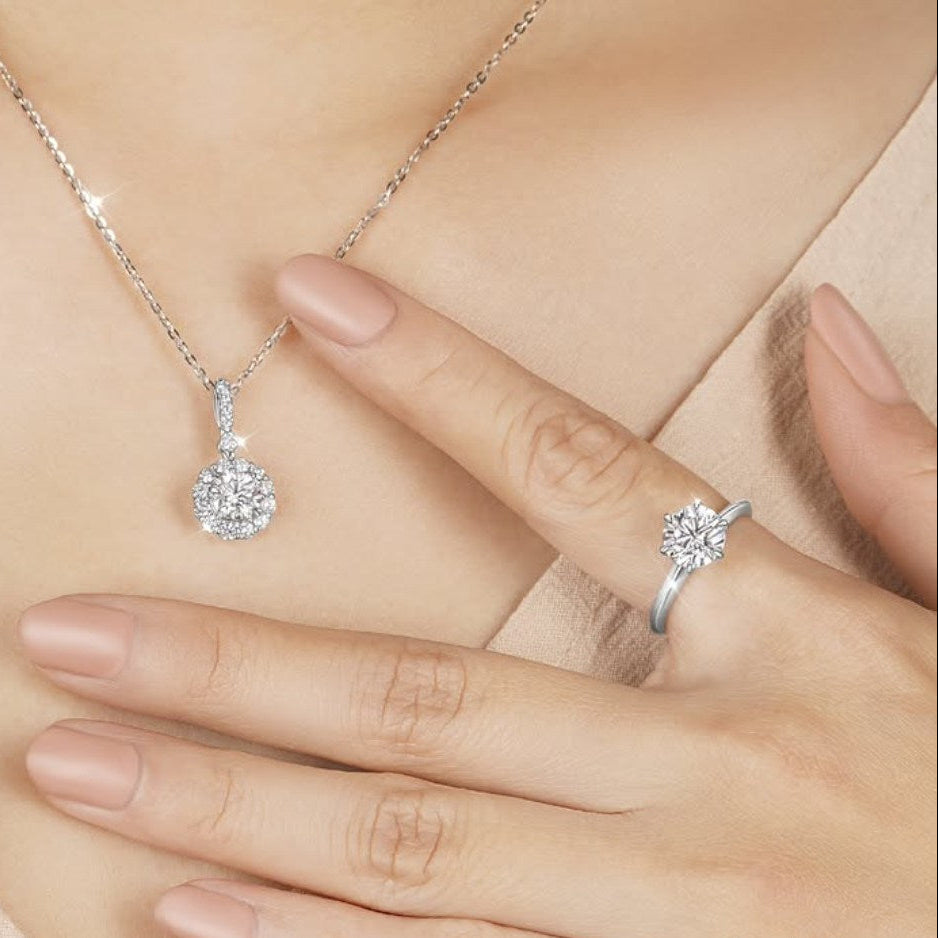 Diamond Care 101: Rahasia Menjaga Kilau Abadi Perhiasan Kesayangan