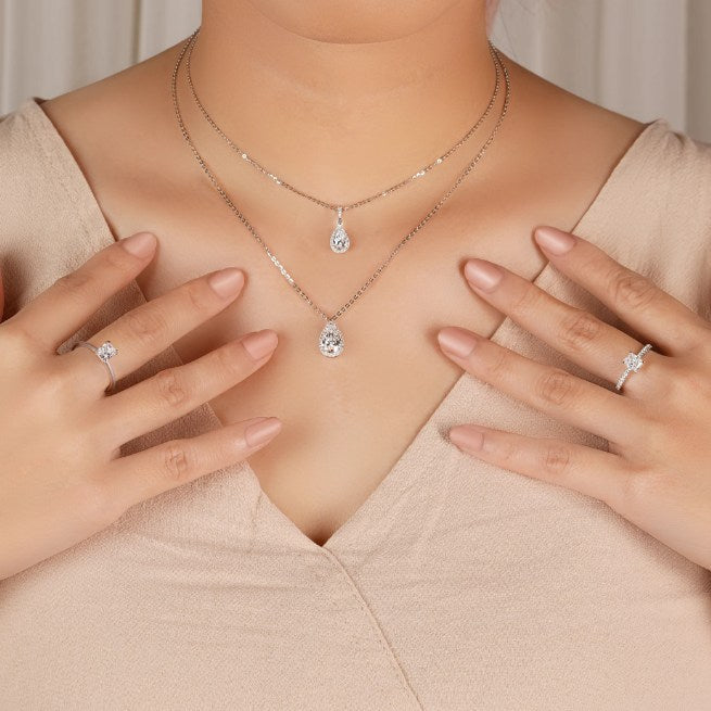 Kalung Berlian Mewah untuk Hari Biasa, Why Not? Ini Padu Padannya!