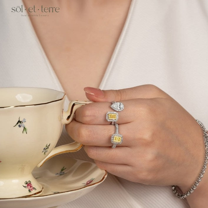 Model Cincin Emas London yang Lagi Jadi Statement di Tangan Fashion Influencer