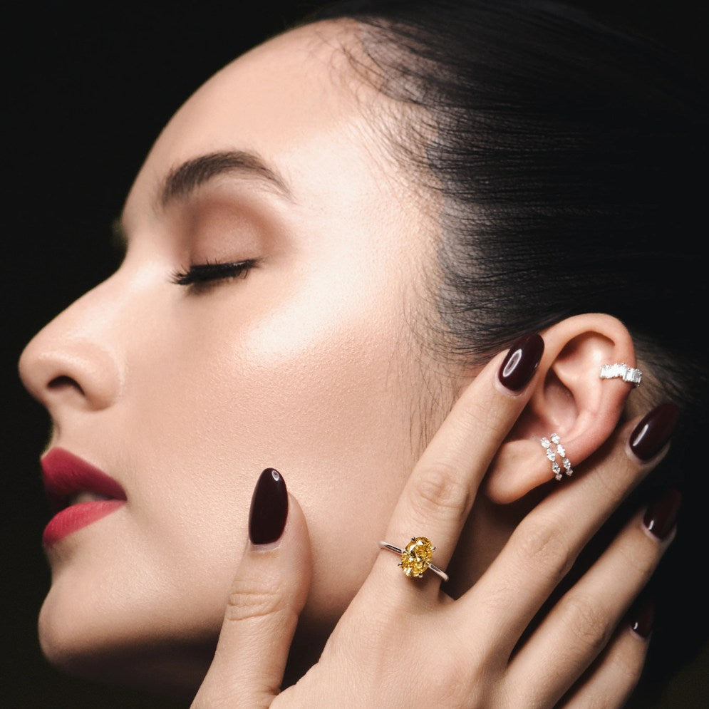 The Return of Yellow Diamonds: 7 Inspirasi Styling Perhiasan Berlian Yellow Diamond yang Kembali Trending di 2026