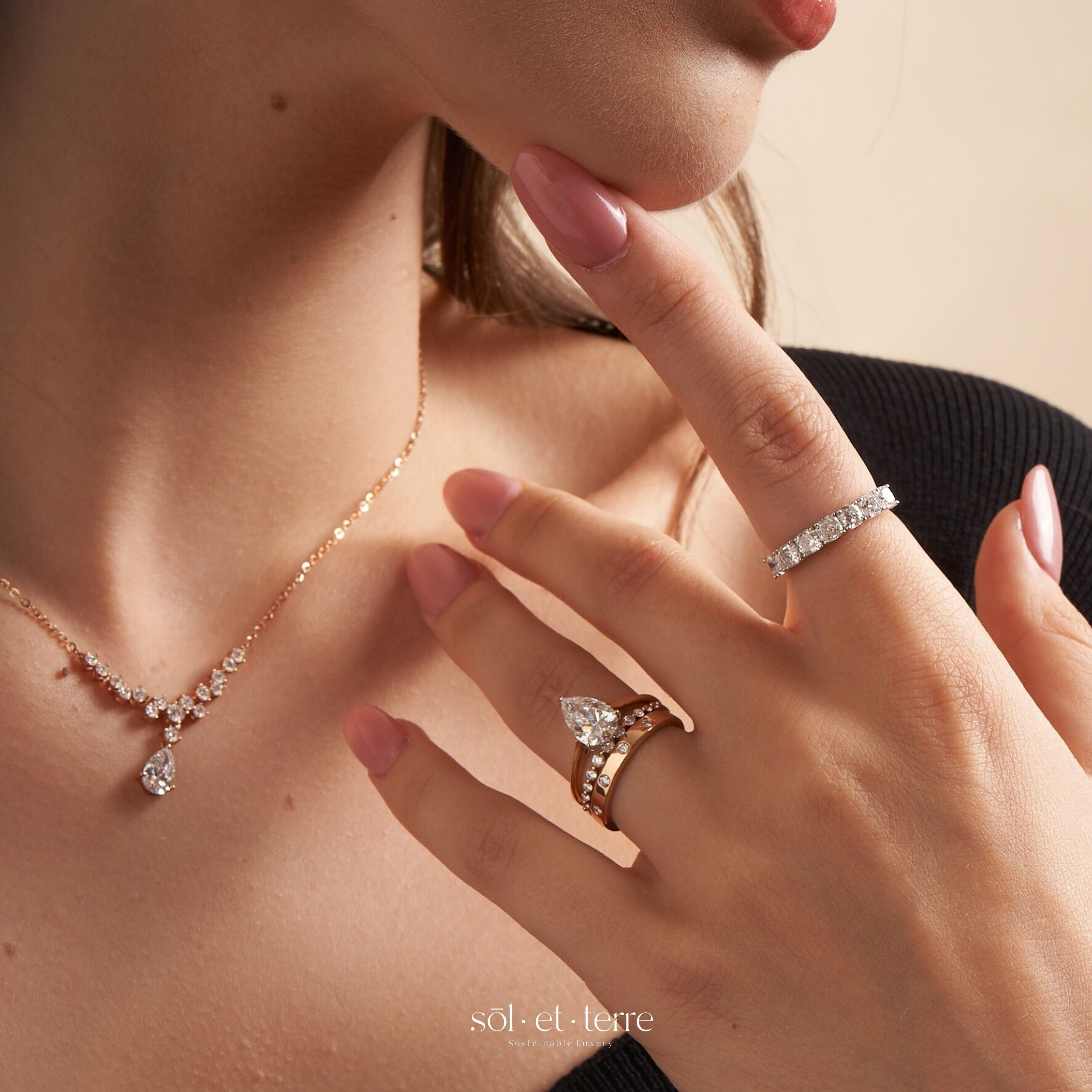 Kilau Awal Tahun: Perhiasan Berlian untuk Sambut Babak Baru