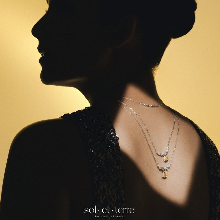 Safety Pin Necklace: Simbol Gaya Modern dengan Sentuhan Berlian Lab