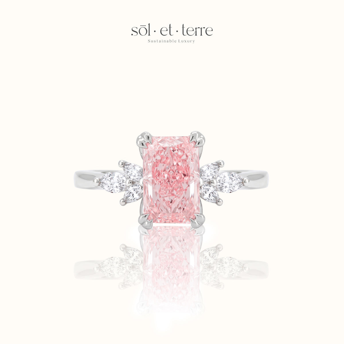 Radiant Diamond with Winged Side Diamonds | Sol et Terre