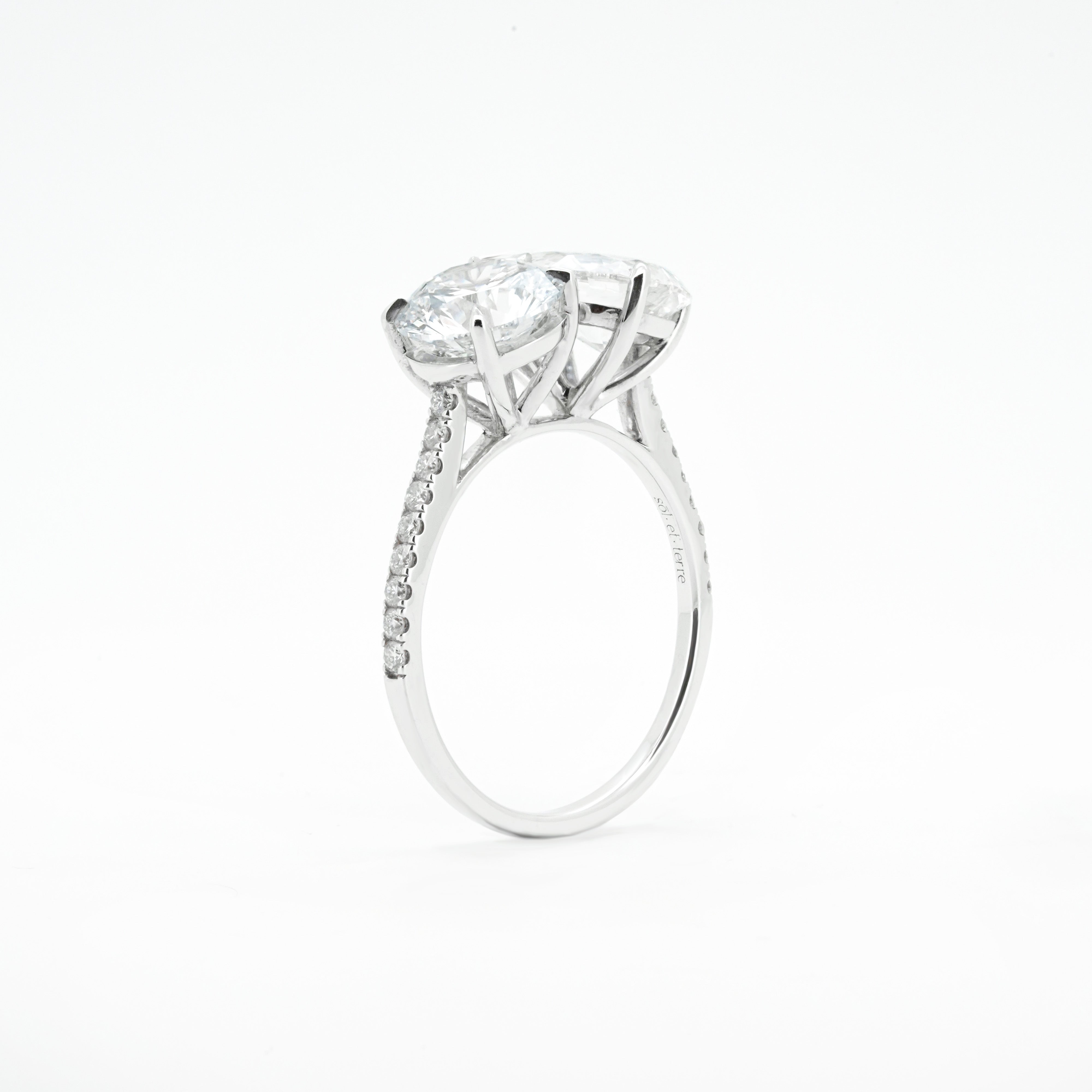 Round and Pear Toi et  Moi Diamond Ring | Sol et Terre