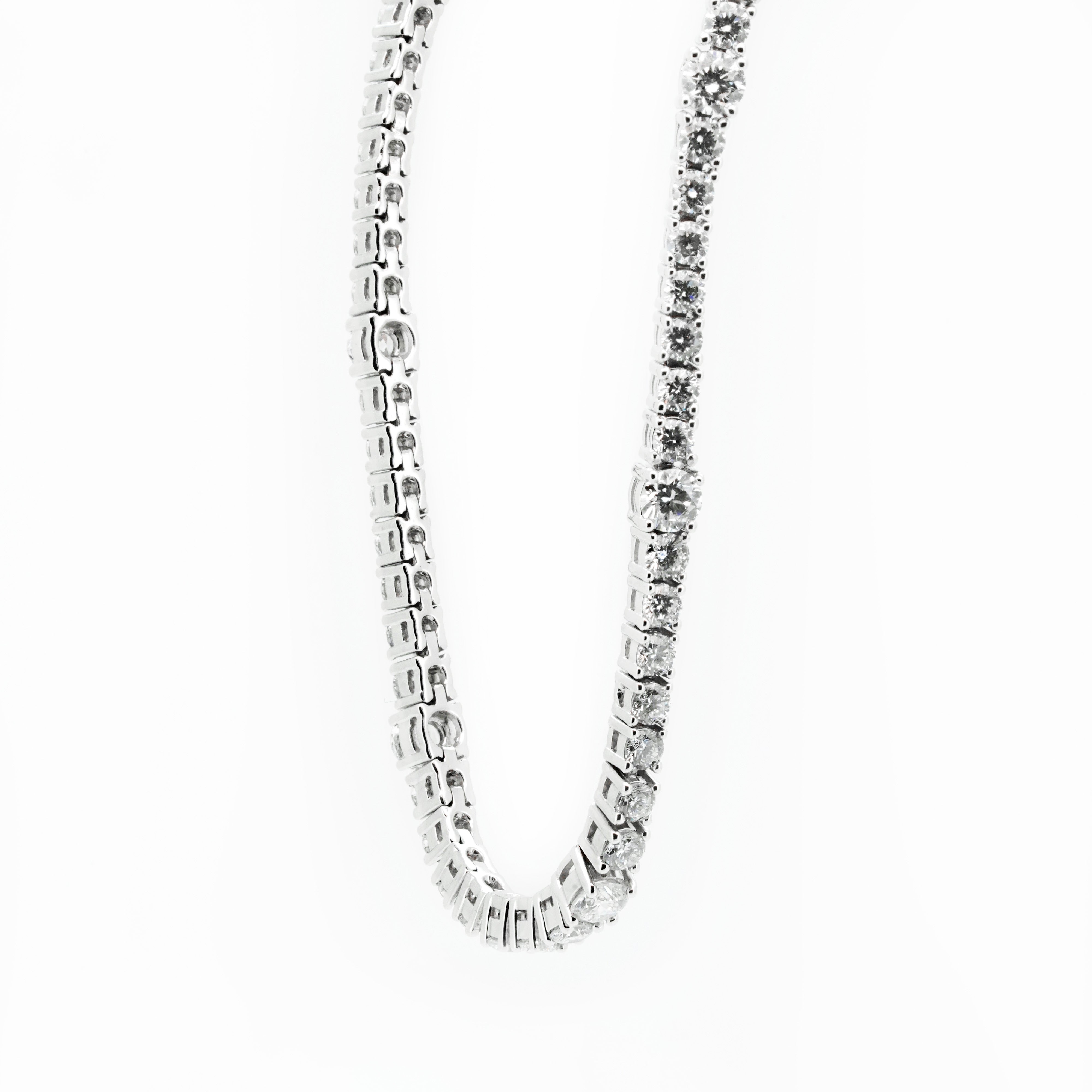 Graduating Size Diamond Bracelet | Sol et Terre