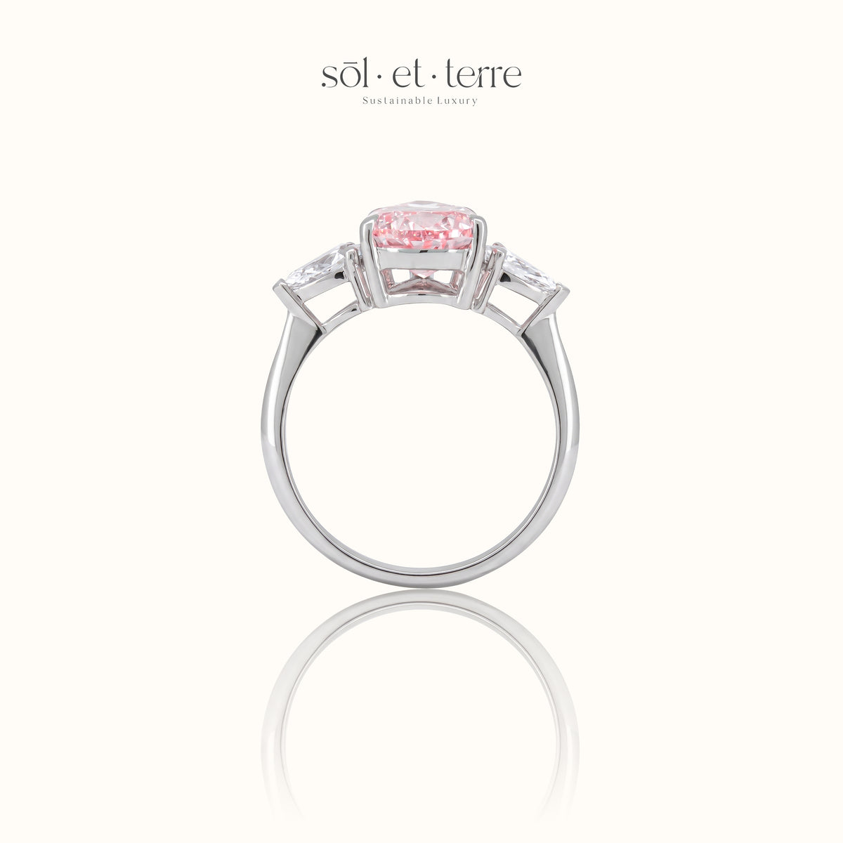 Pear Trilogy with Side Pear Diamonds | Sol et Terre