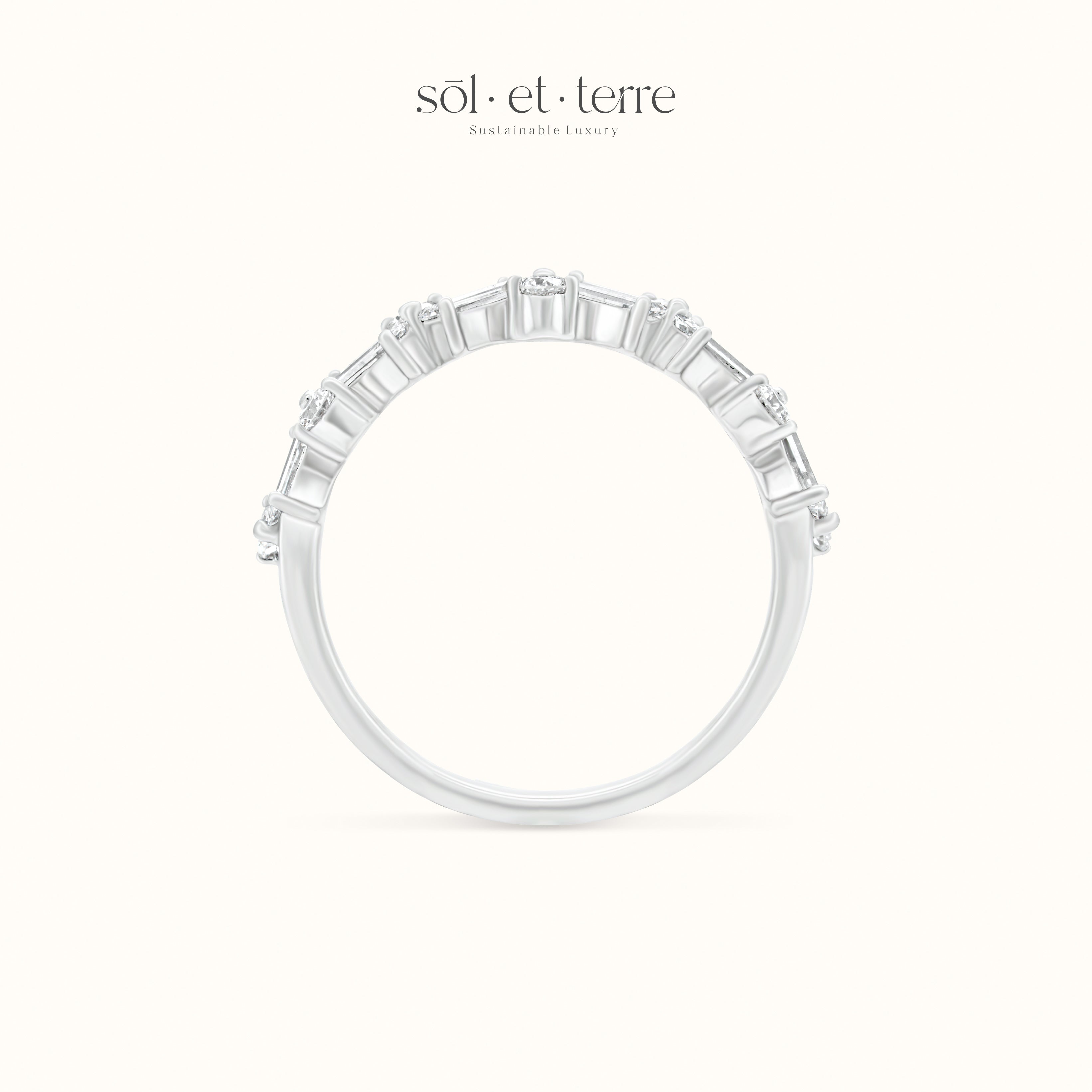Criss Cross Round and Baguette Diamonds in White Gold | Sol et Terre