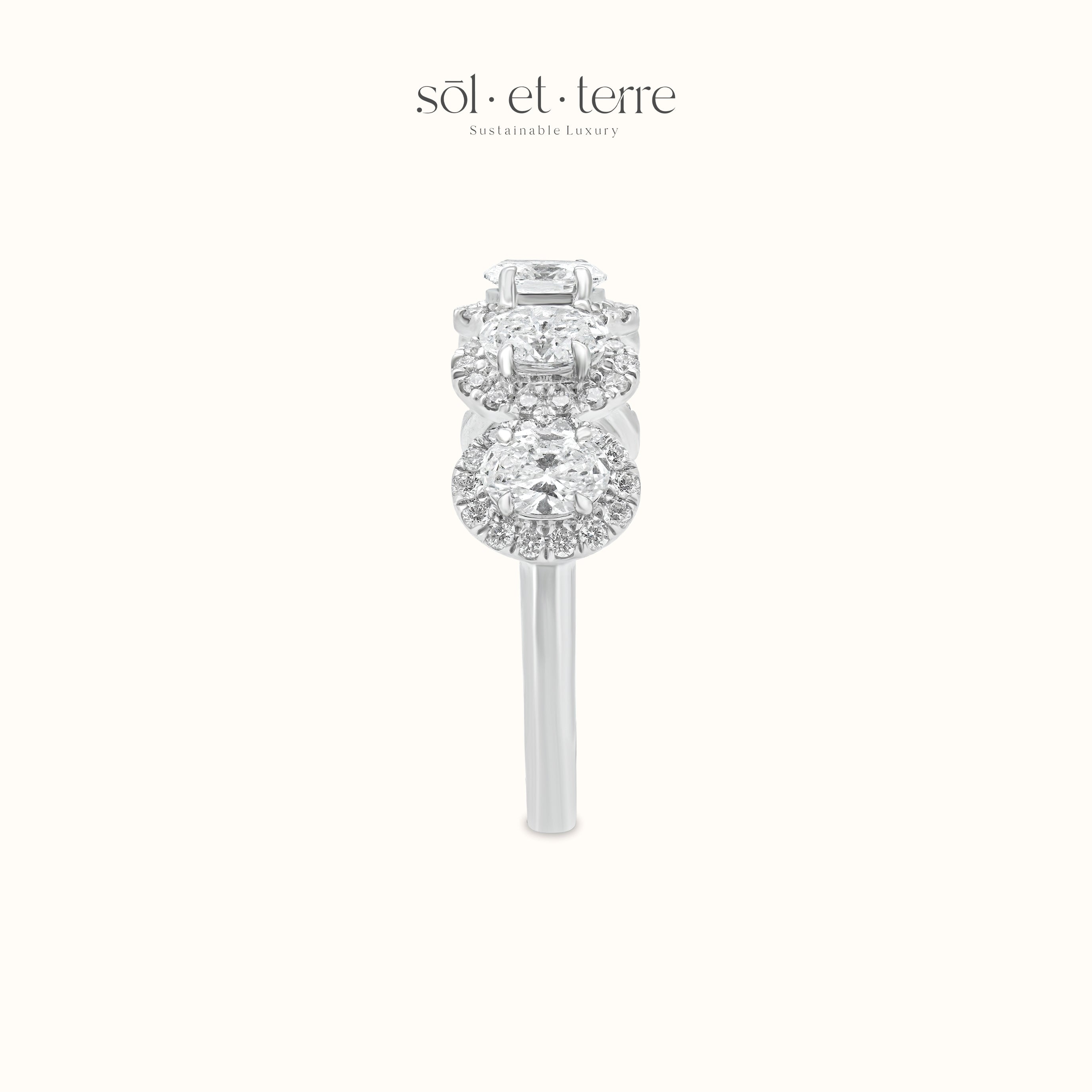 Oval Diamond Listring with Halo | Sol et Terre