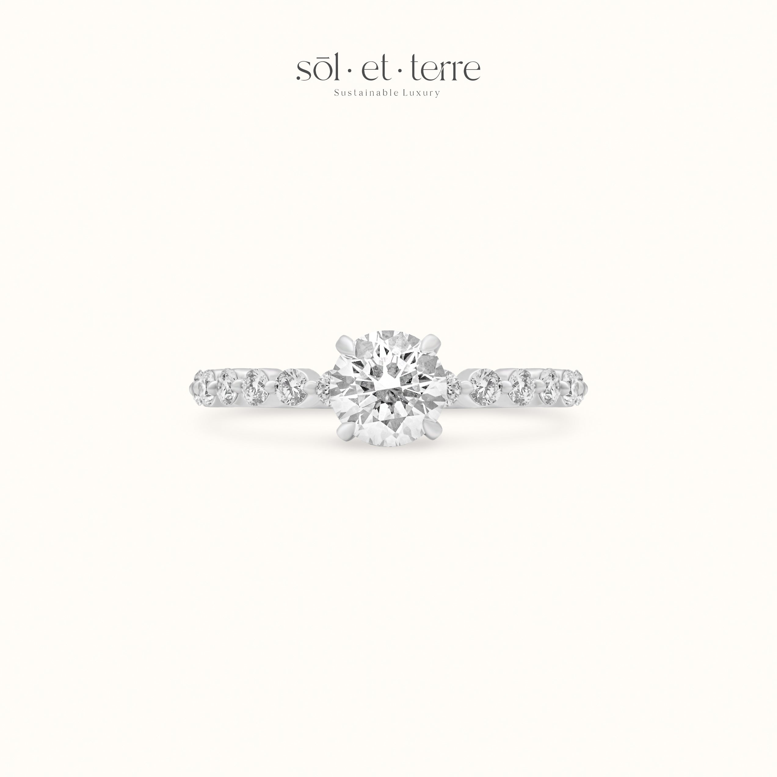 Round Diamond RIng with Dotted Band | Sol et Terre