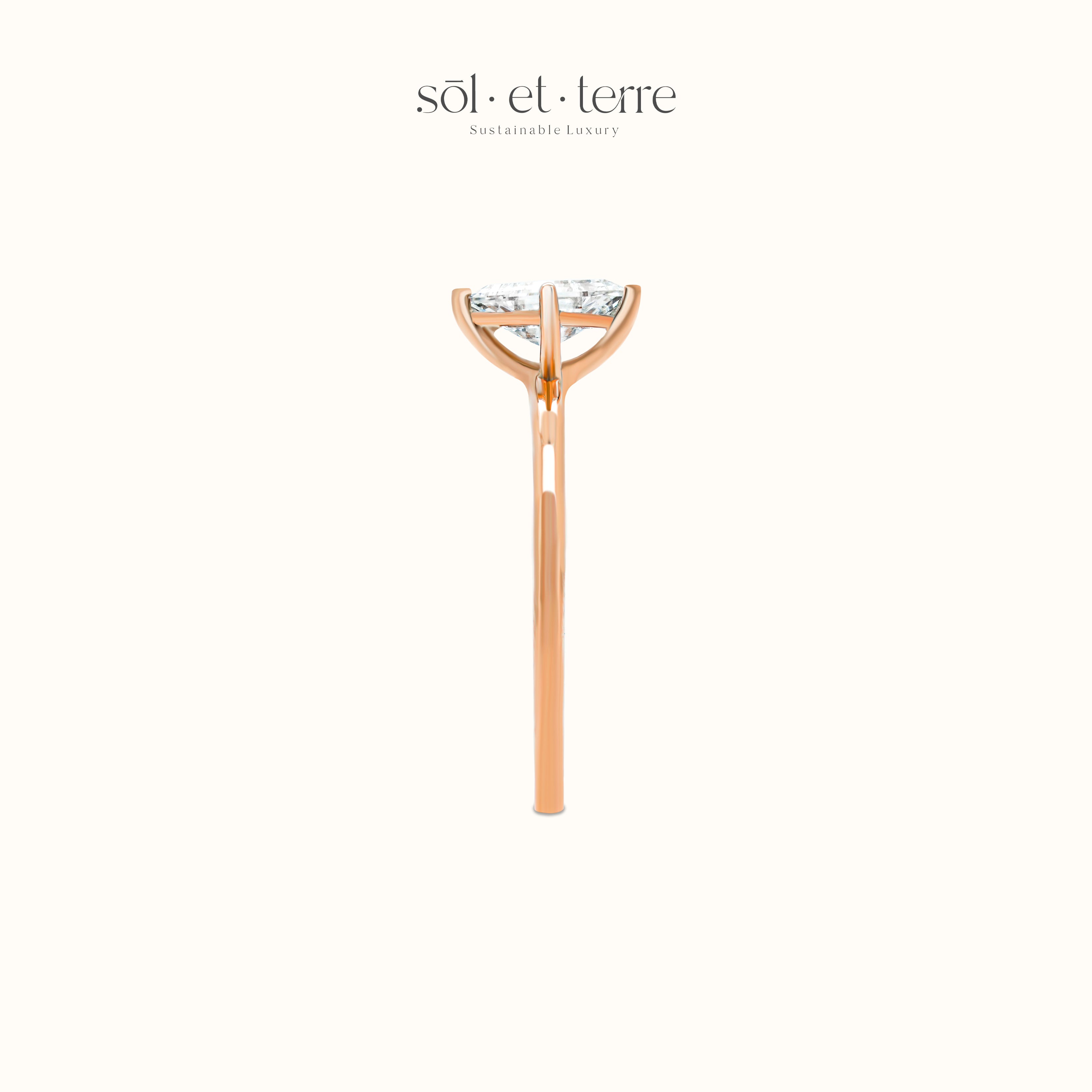 Lozenge Diamond Ring | Sol et Terre