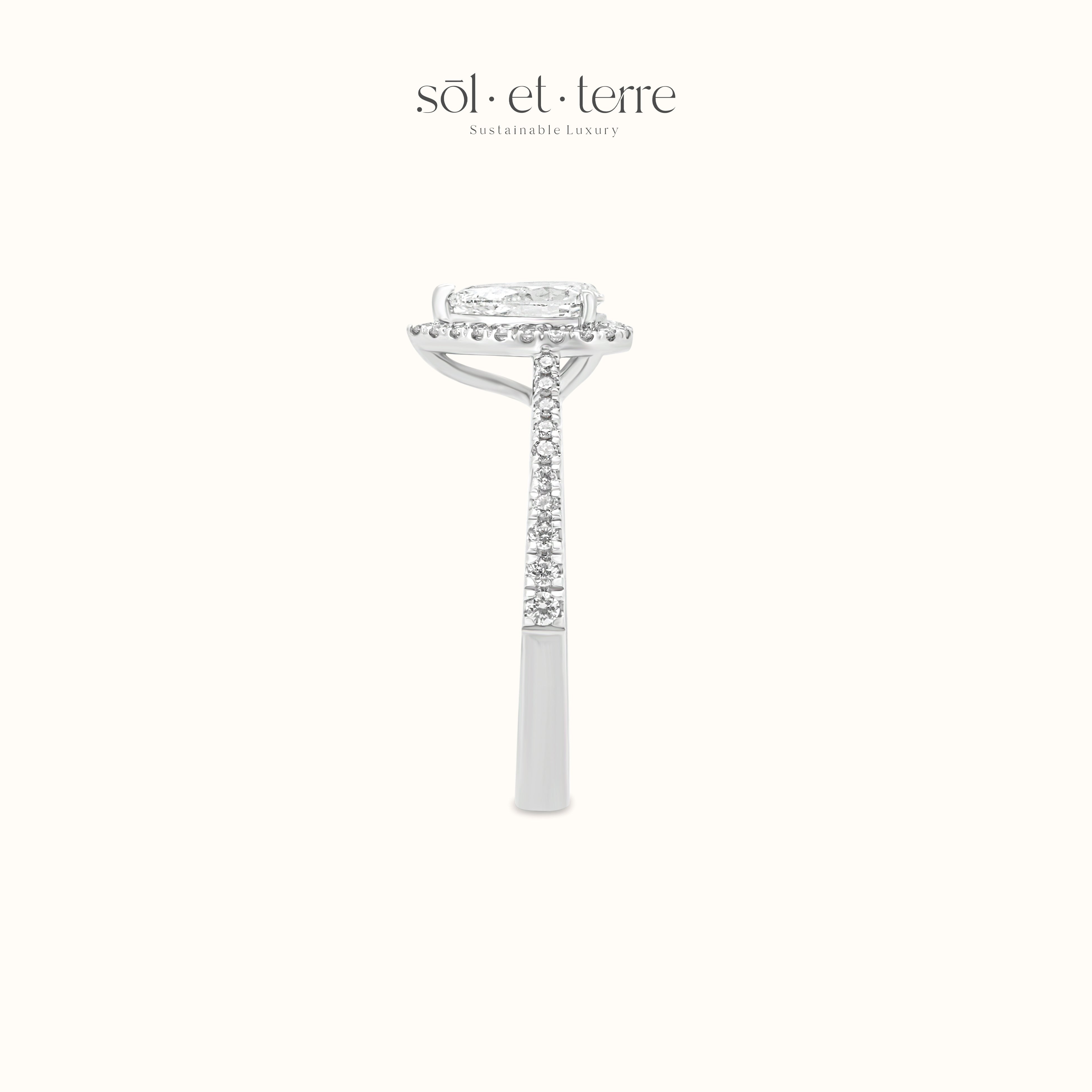 Pear Diamod with Halo Design | Sol et Terre