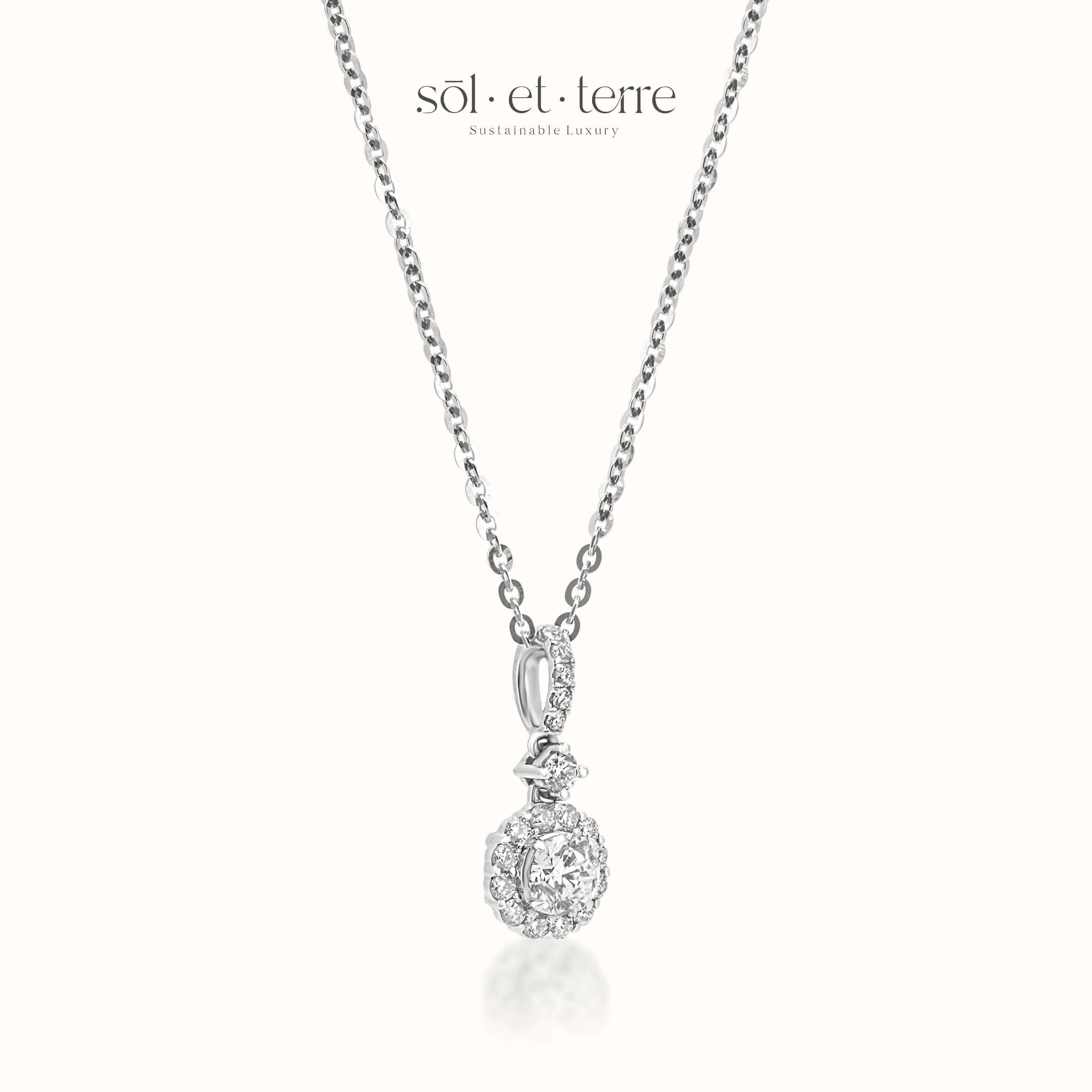 Round Diamond Pendant with Scalloped Edge | Sol et Terre