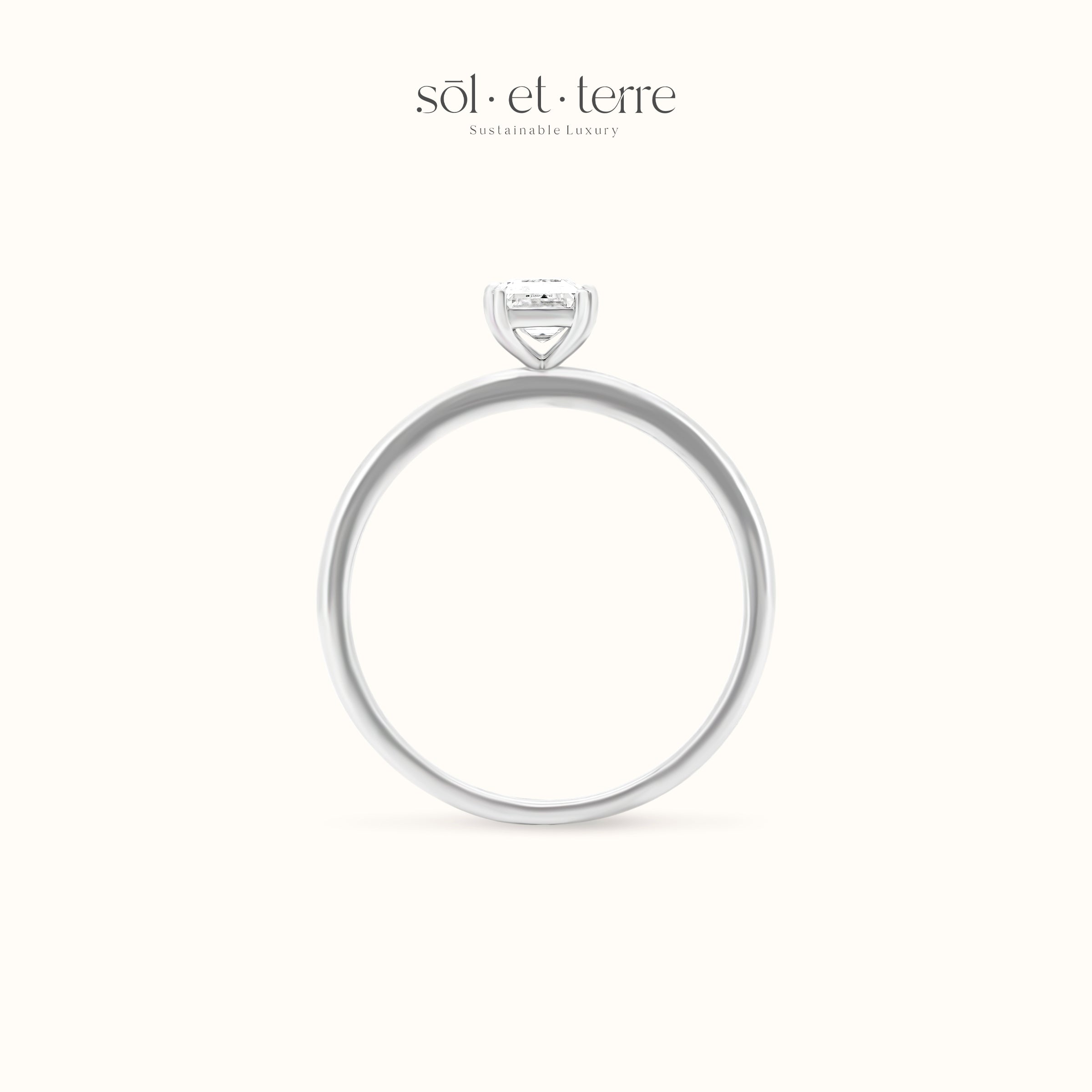 Emerald ring solitaire | Sol et Terre