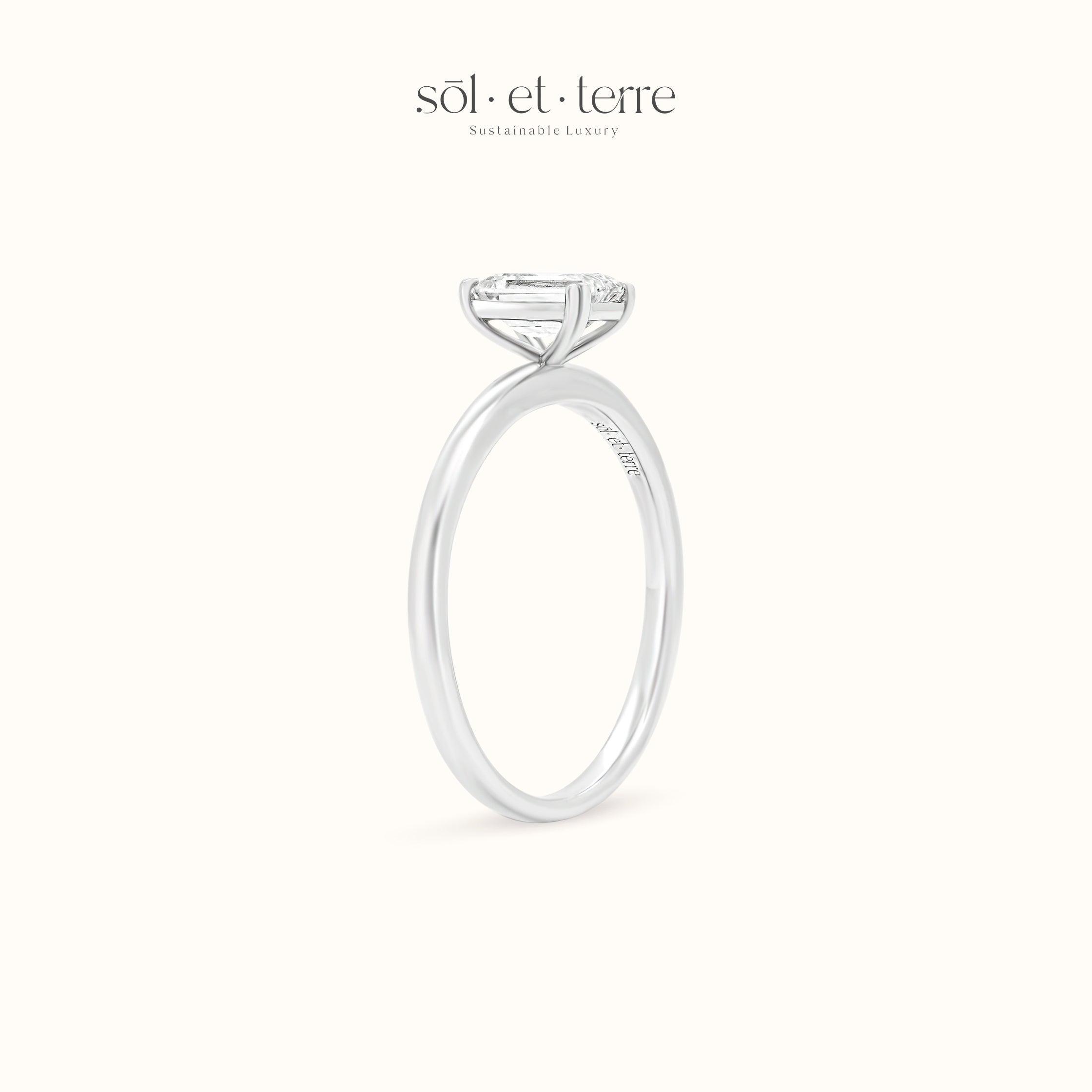 Emerald ring solitaire | Sol et Terre