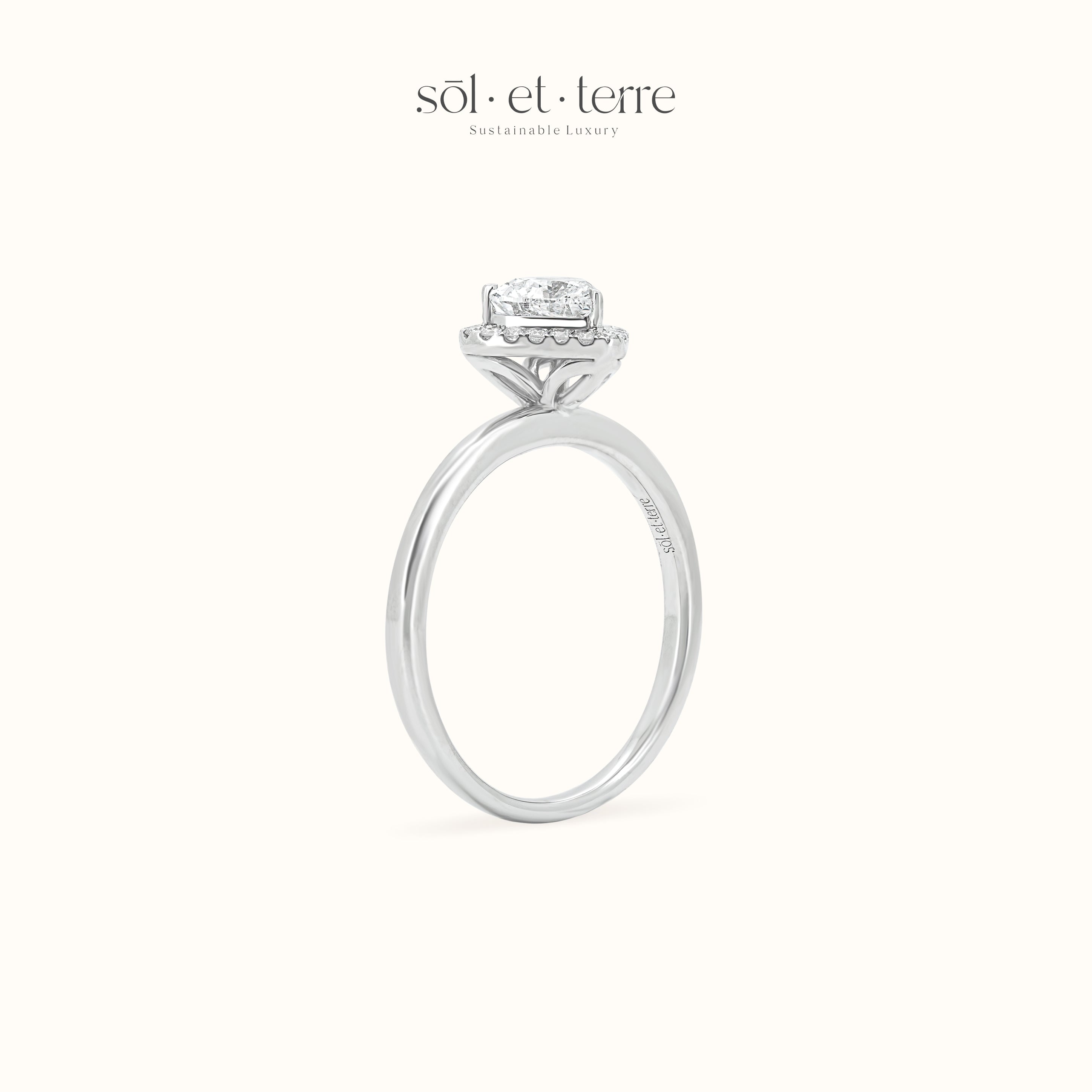 Heart Diamond Ring With Halo | Sol et Terre