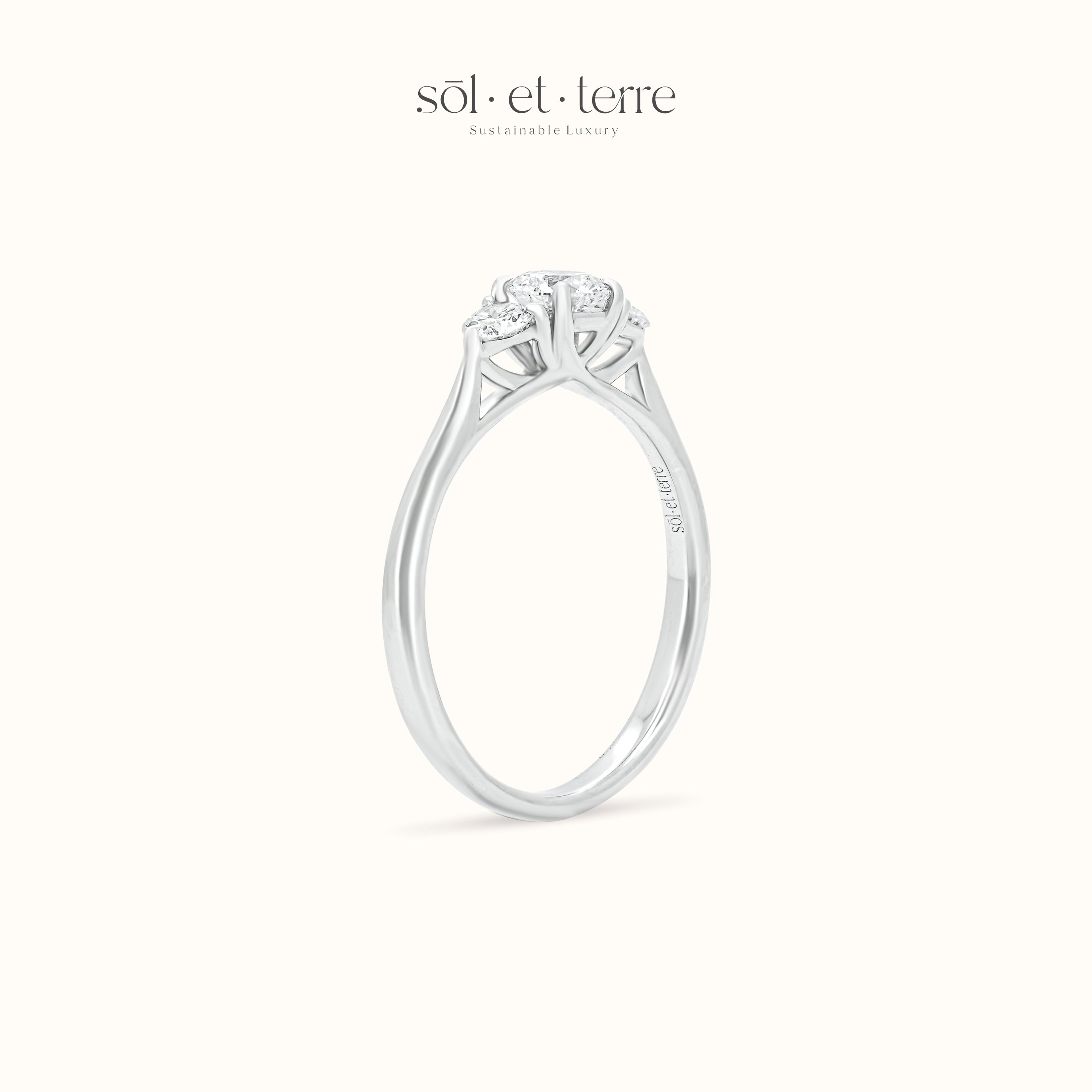 Trilogy Round Diamond Ring with Crossed Prong | Sol et Terre