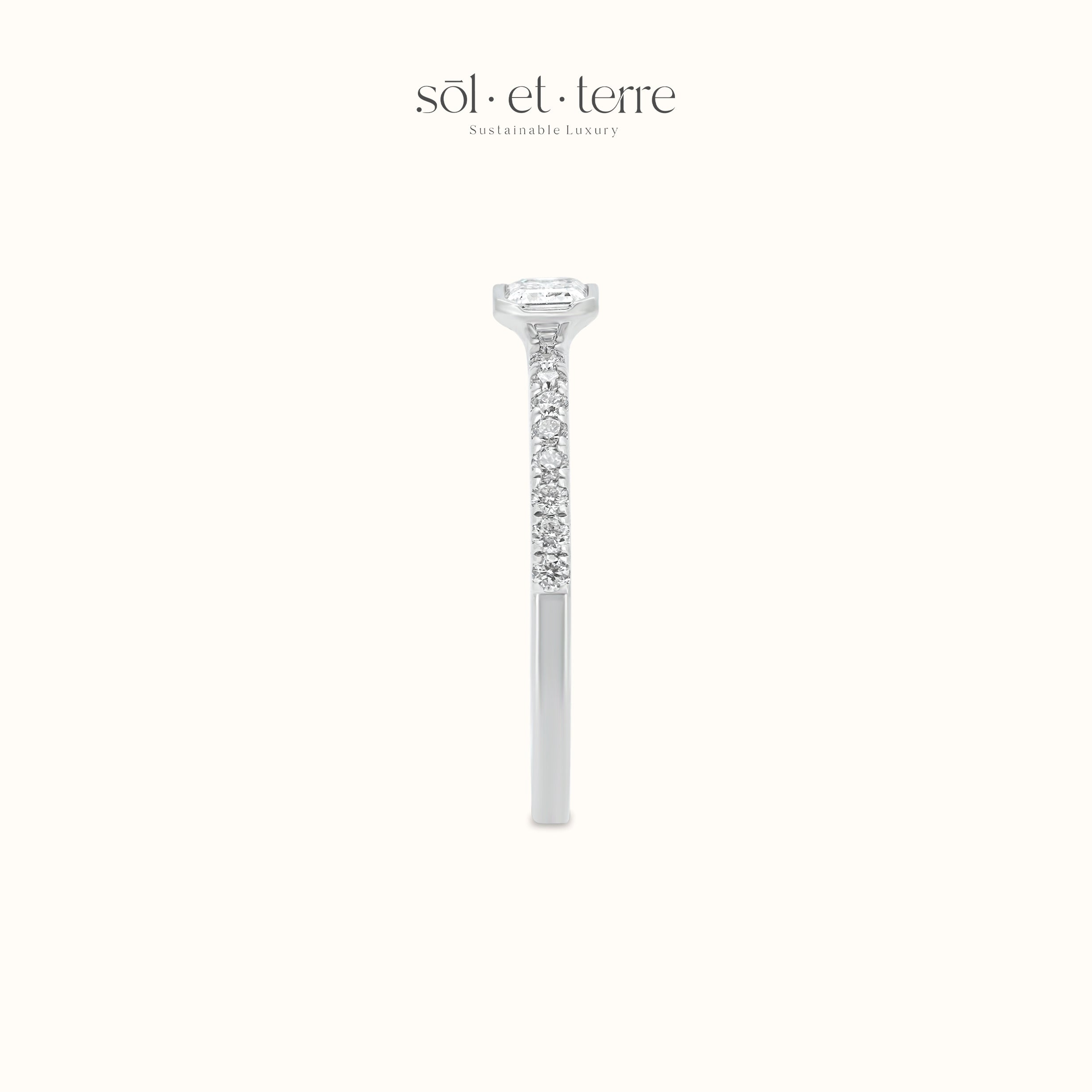 East West Emerald Diamond Ring | Sol et Terre