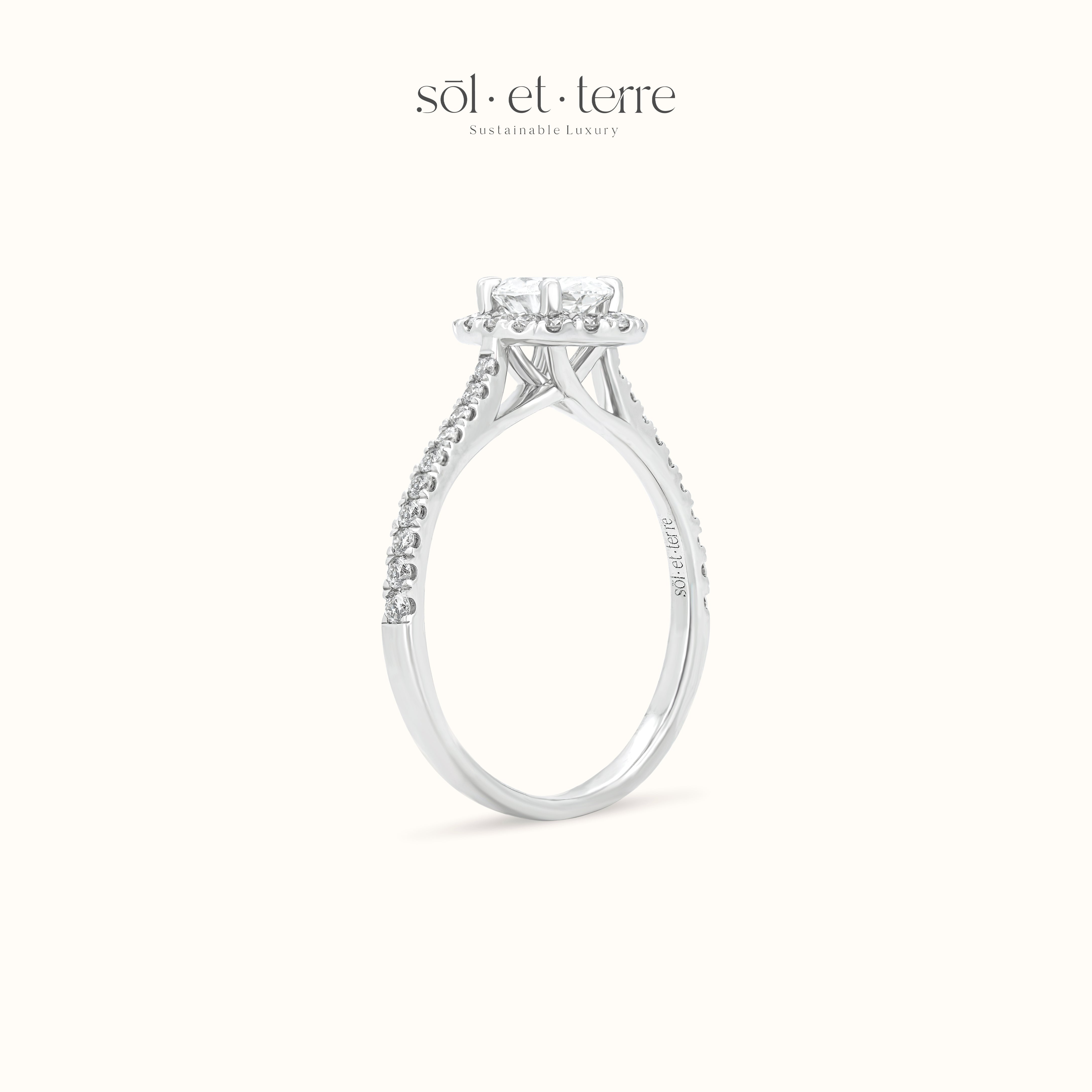 Oval Halo Engagement Ring | Sol et Terre