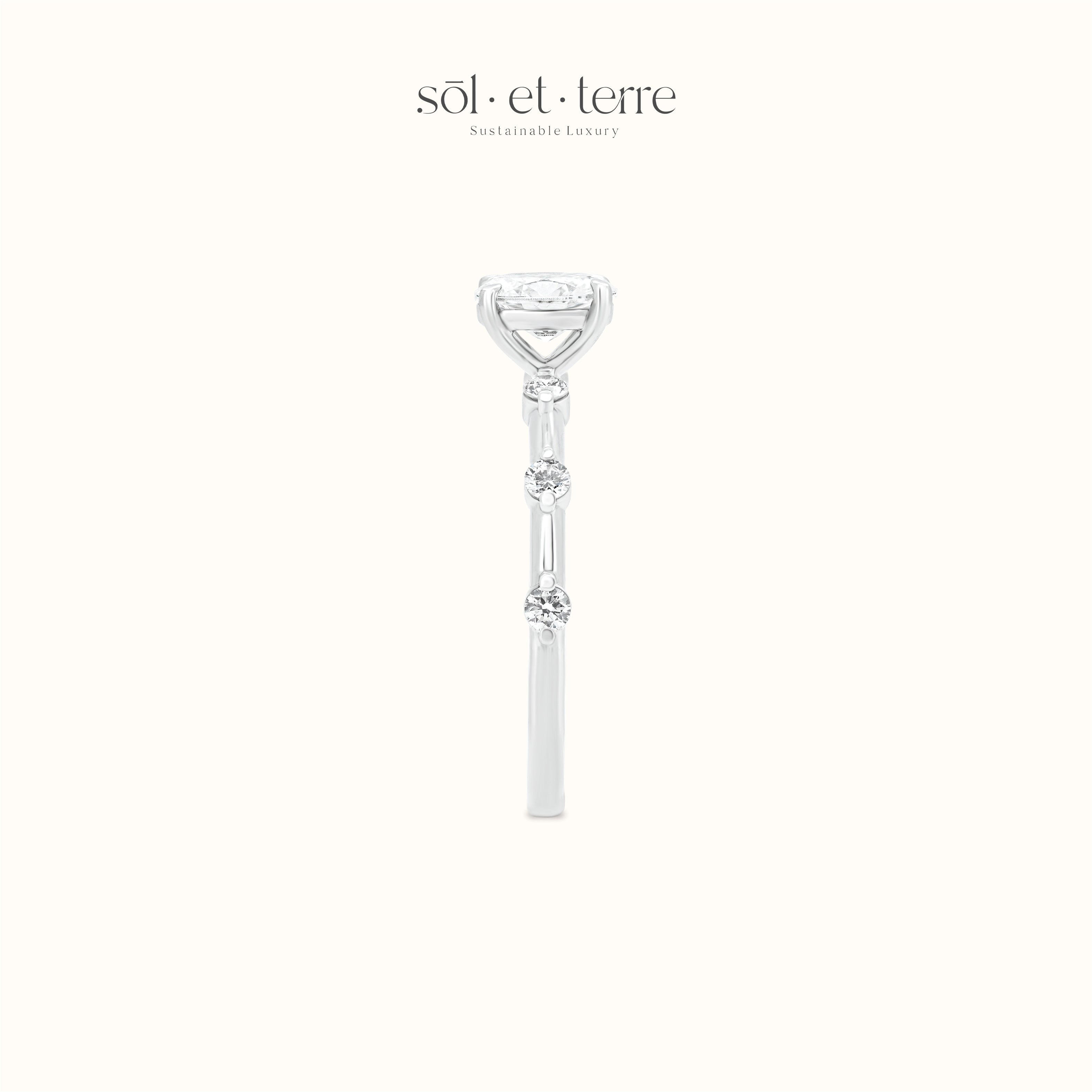 Oval Diamond Ring With Dotted Band White Gold | Sol et Terre