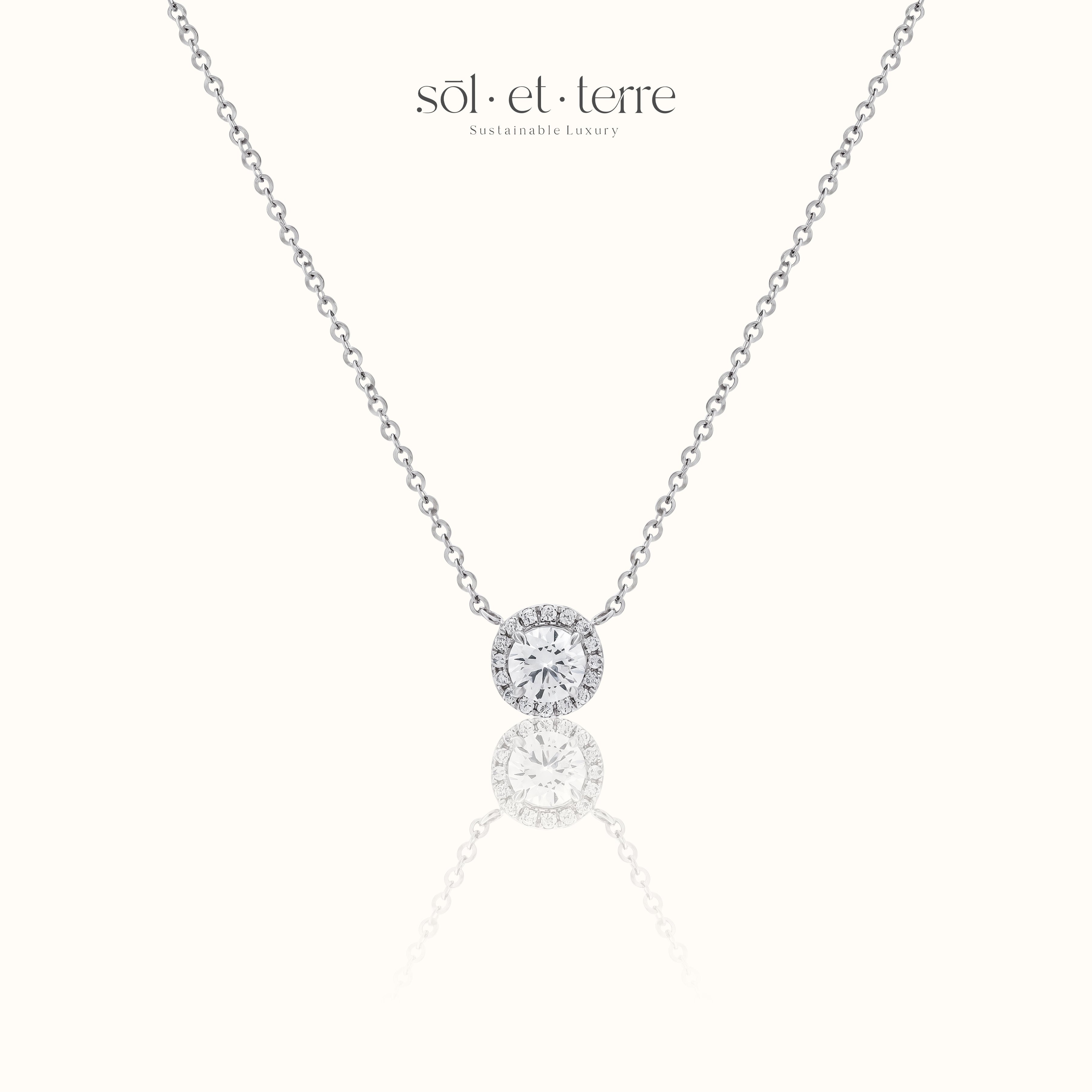 Round Diamond Pendant with Halo | Sol et Terre