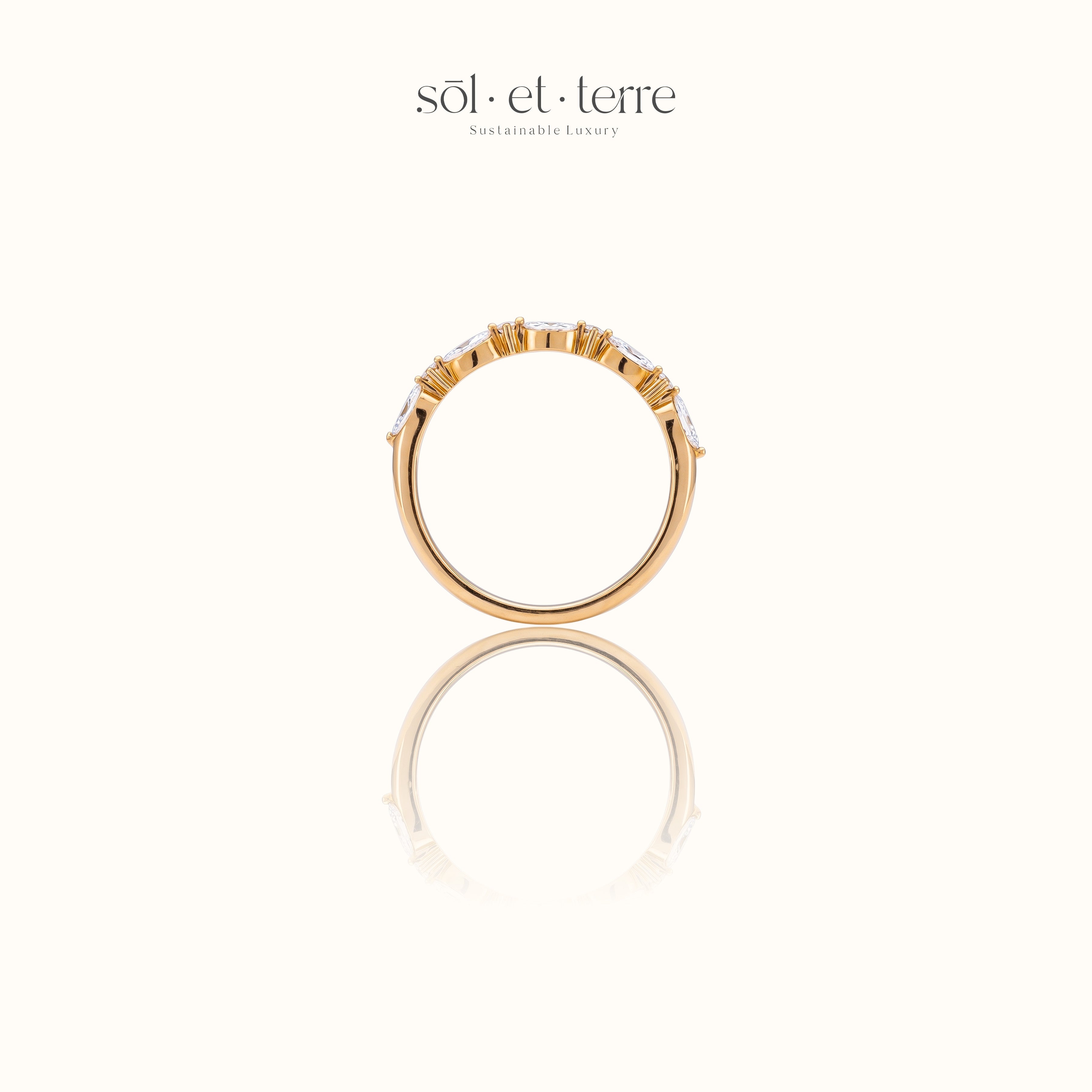 Marquise and Dot Ring with Yellow Gold | Sol et Terre