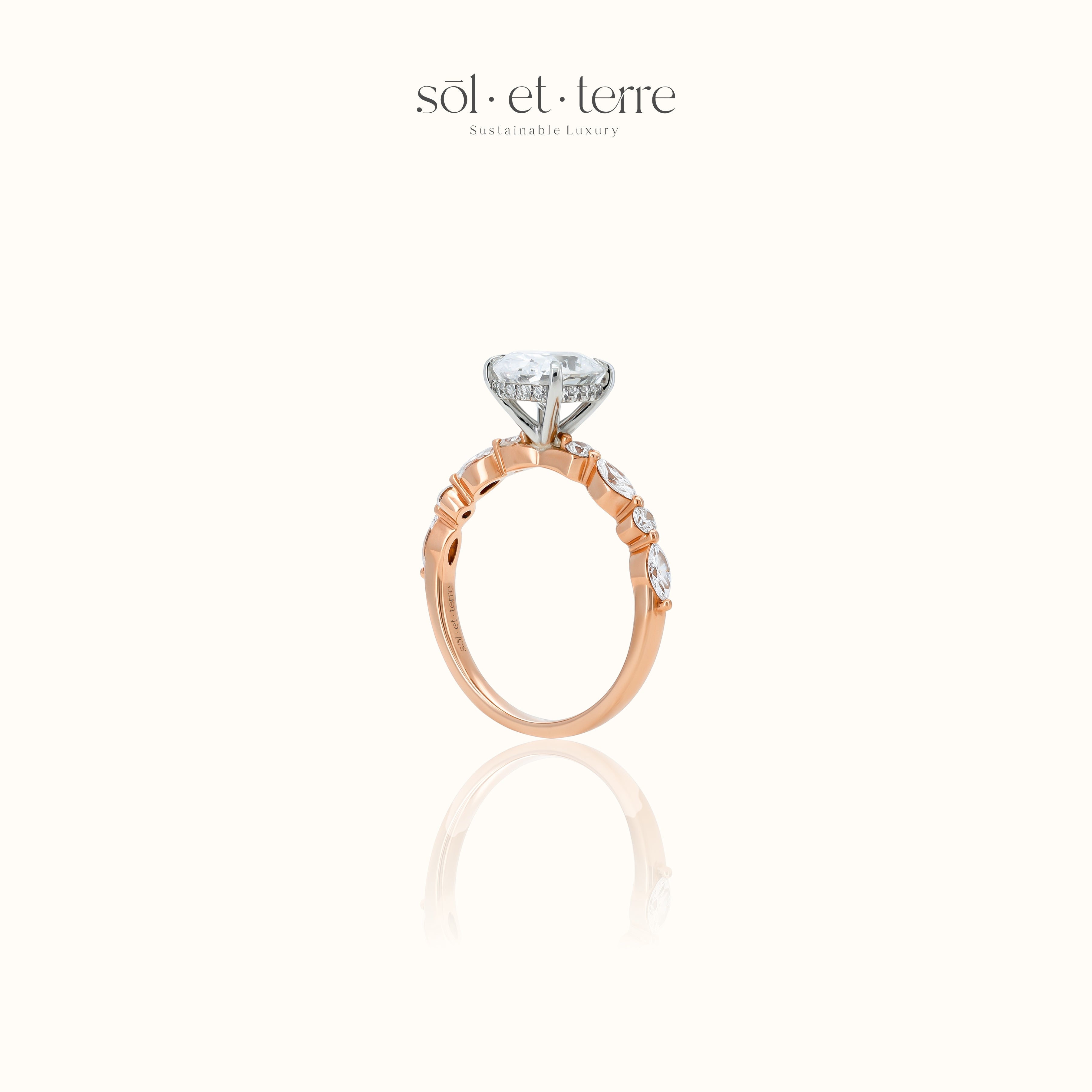 Oval Diamond with Marquise and Round Cut Diamonds | Sol et Terre