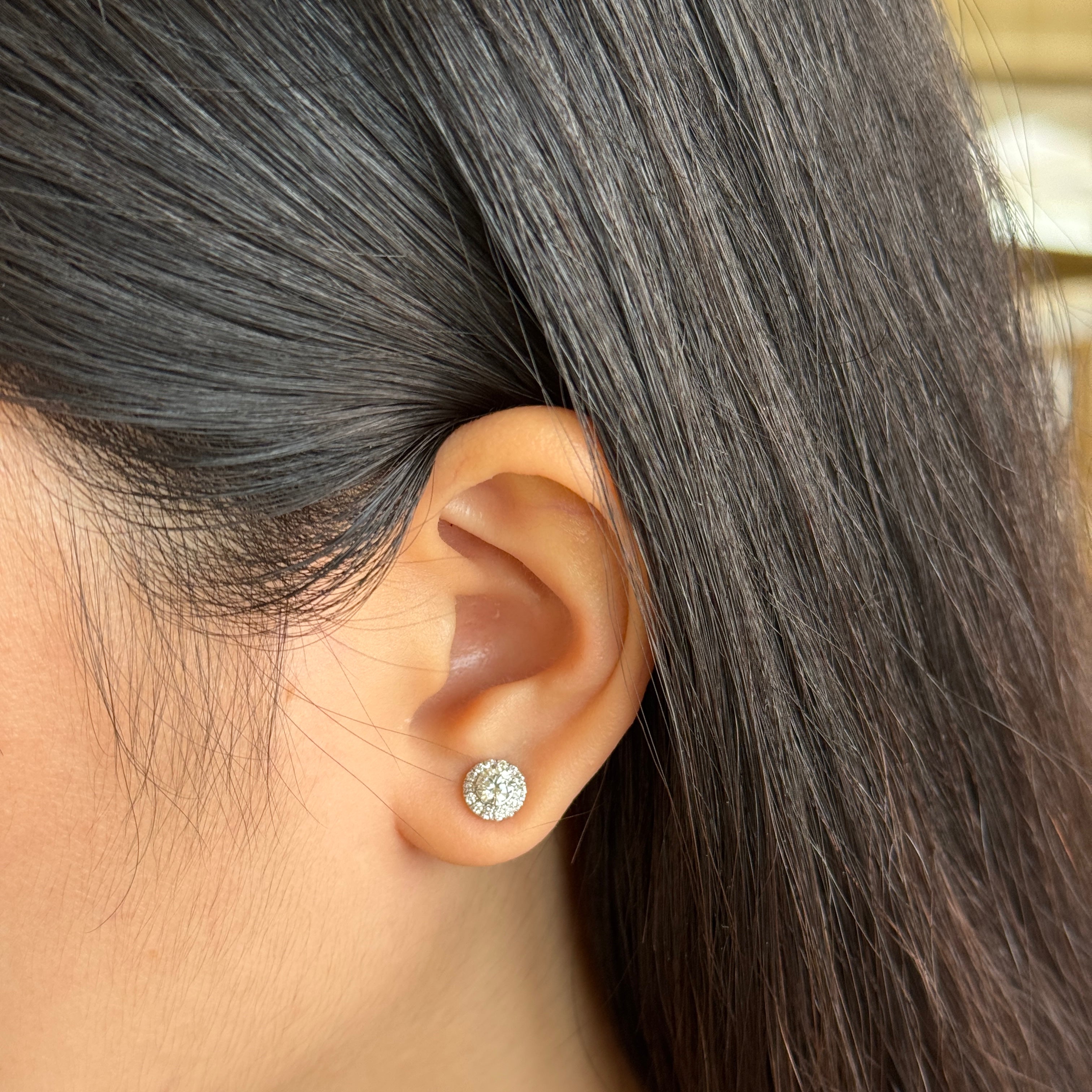 Round Diamond Stud Earrings with Removeable Halo | Sol et Terre