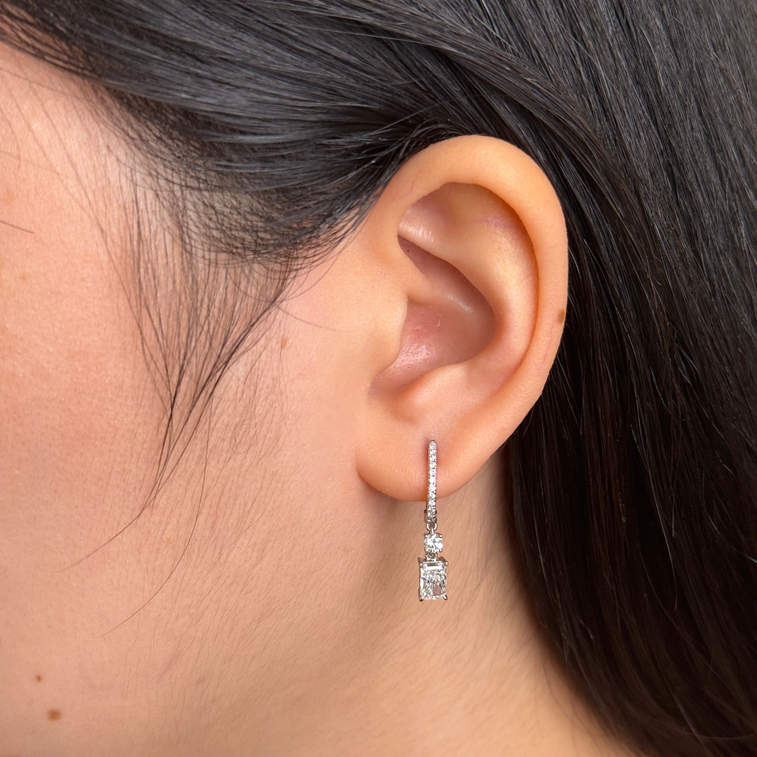 Radiant Diamond Dangling Earrings | Sol et Terre