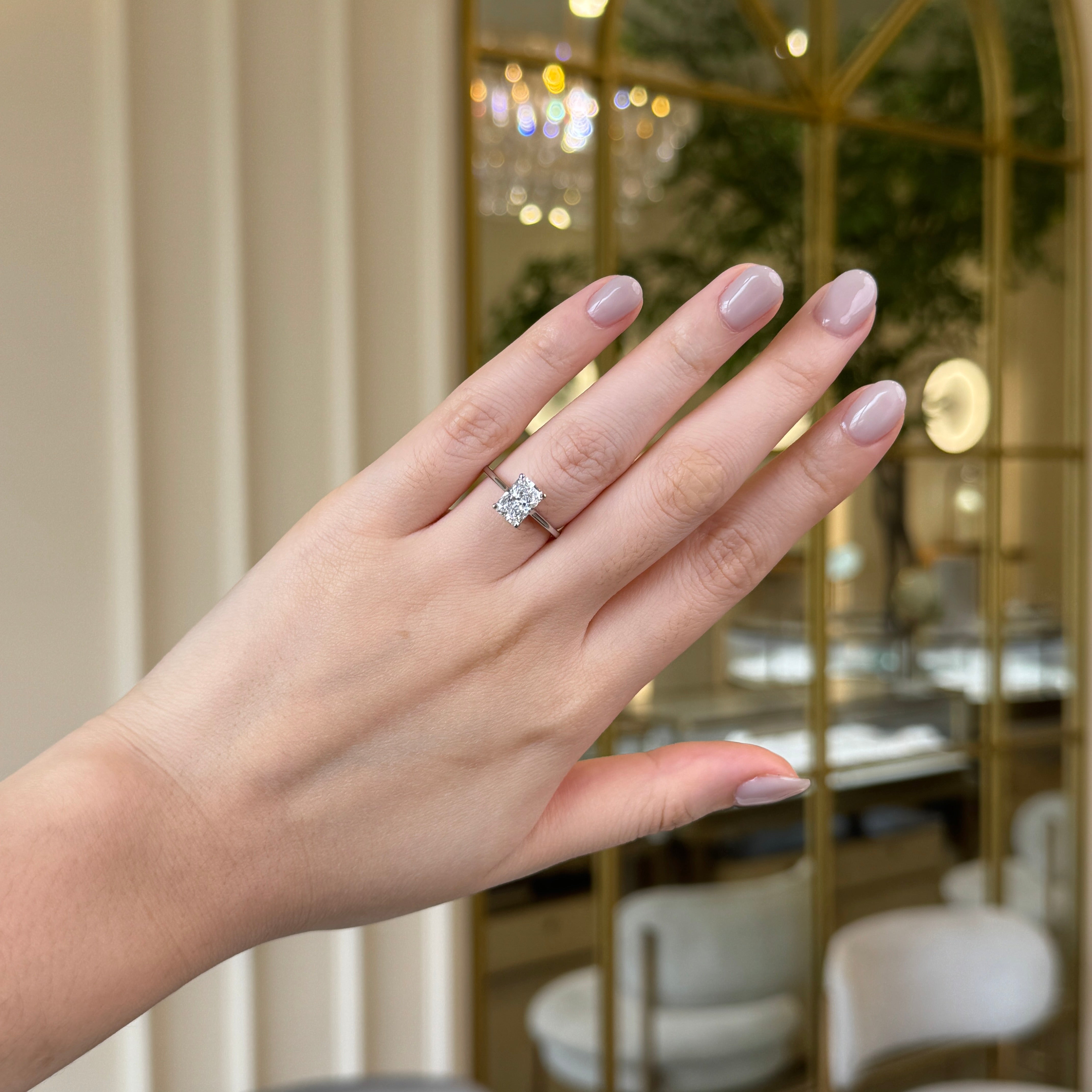 Emerald Diamond with Bridge Diamond | Sol et Terre