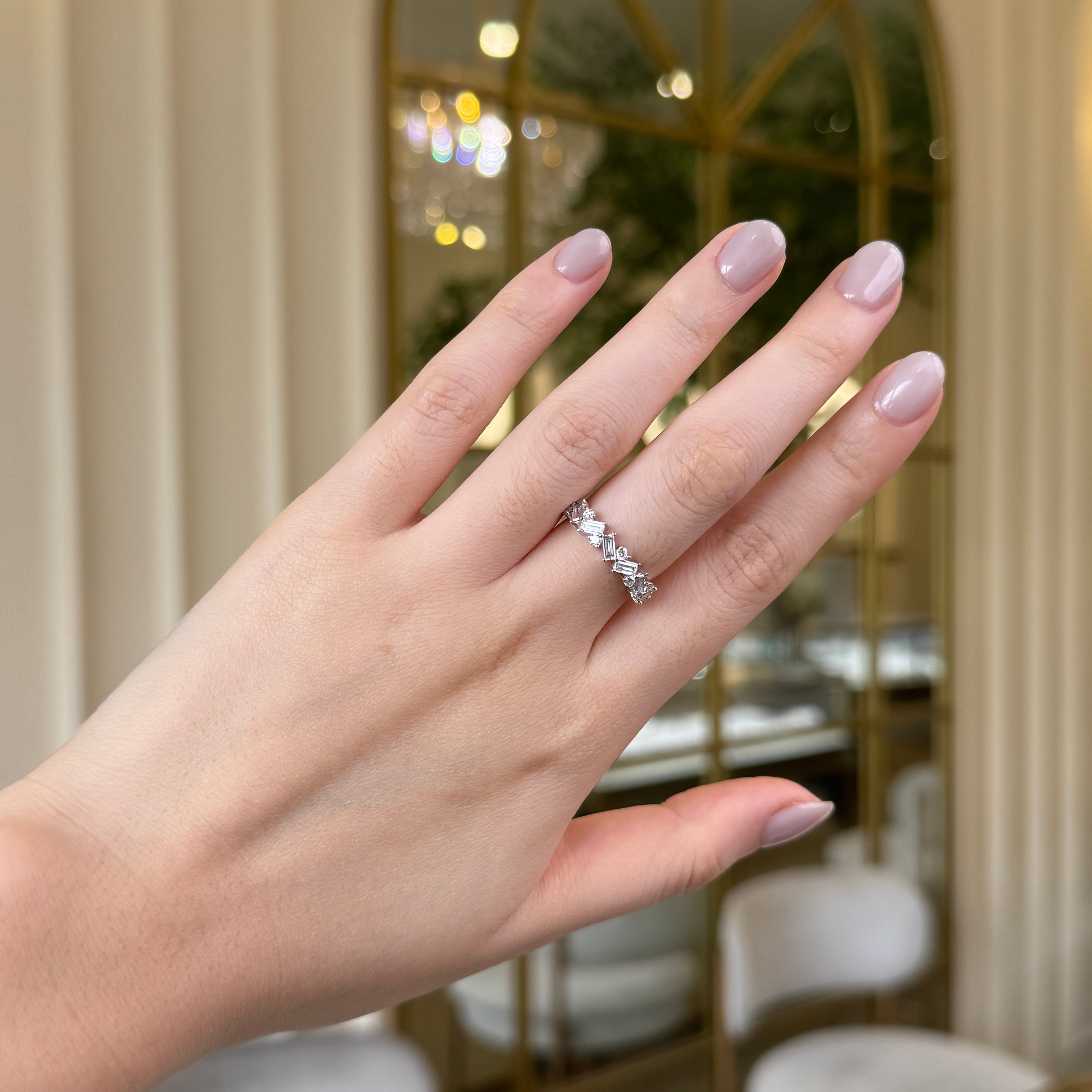 Criss Cross Round and Baguette Diamonds in White Gold | Sol et Terre