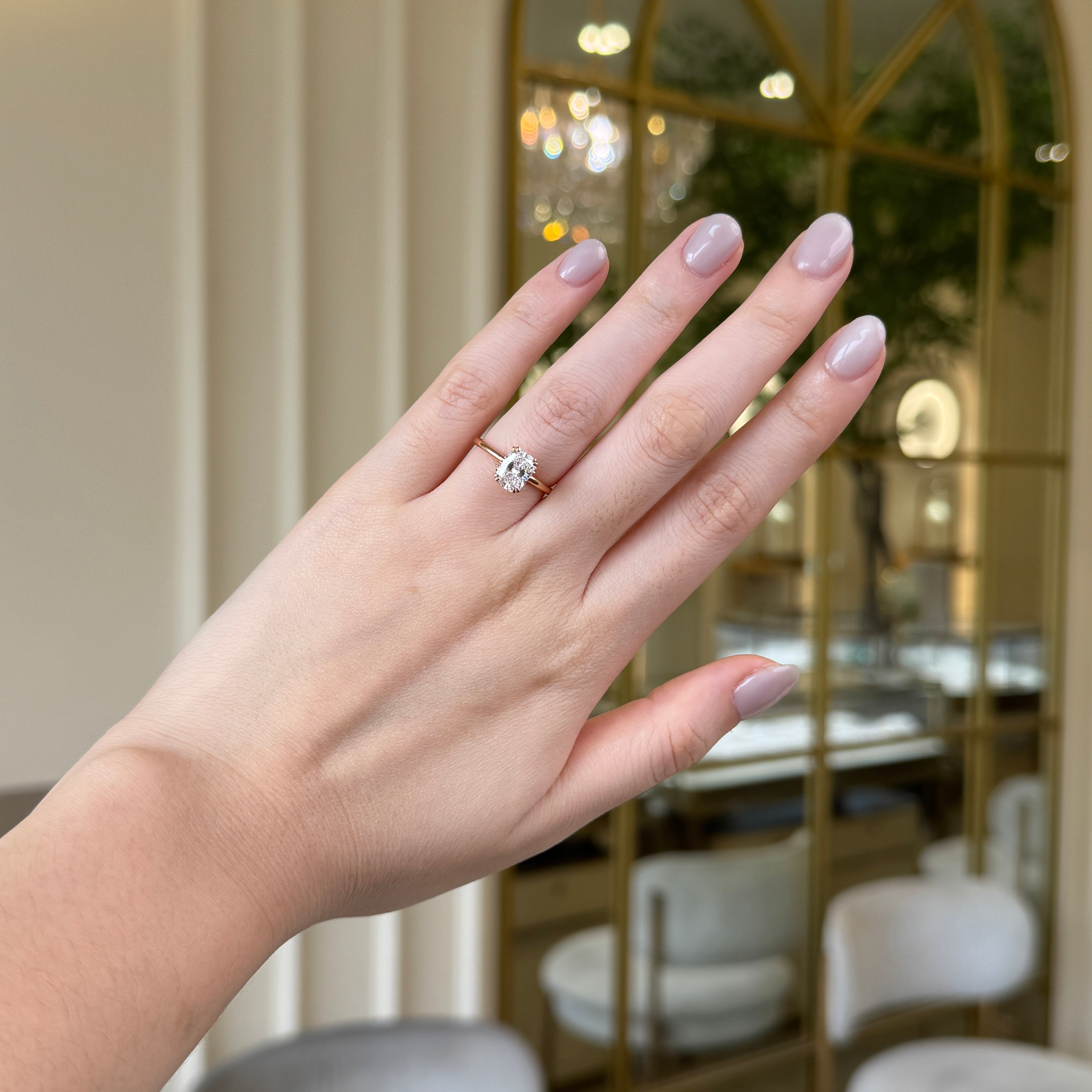 Cushion Diamond on Stardust Prong | Sol et Terre
