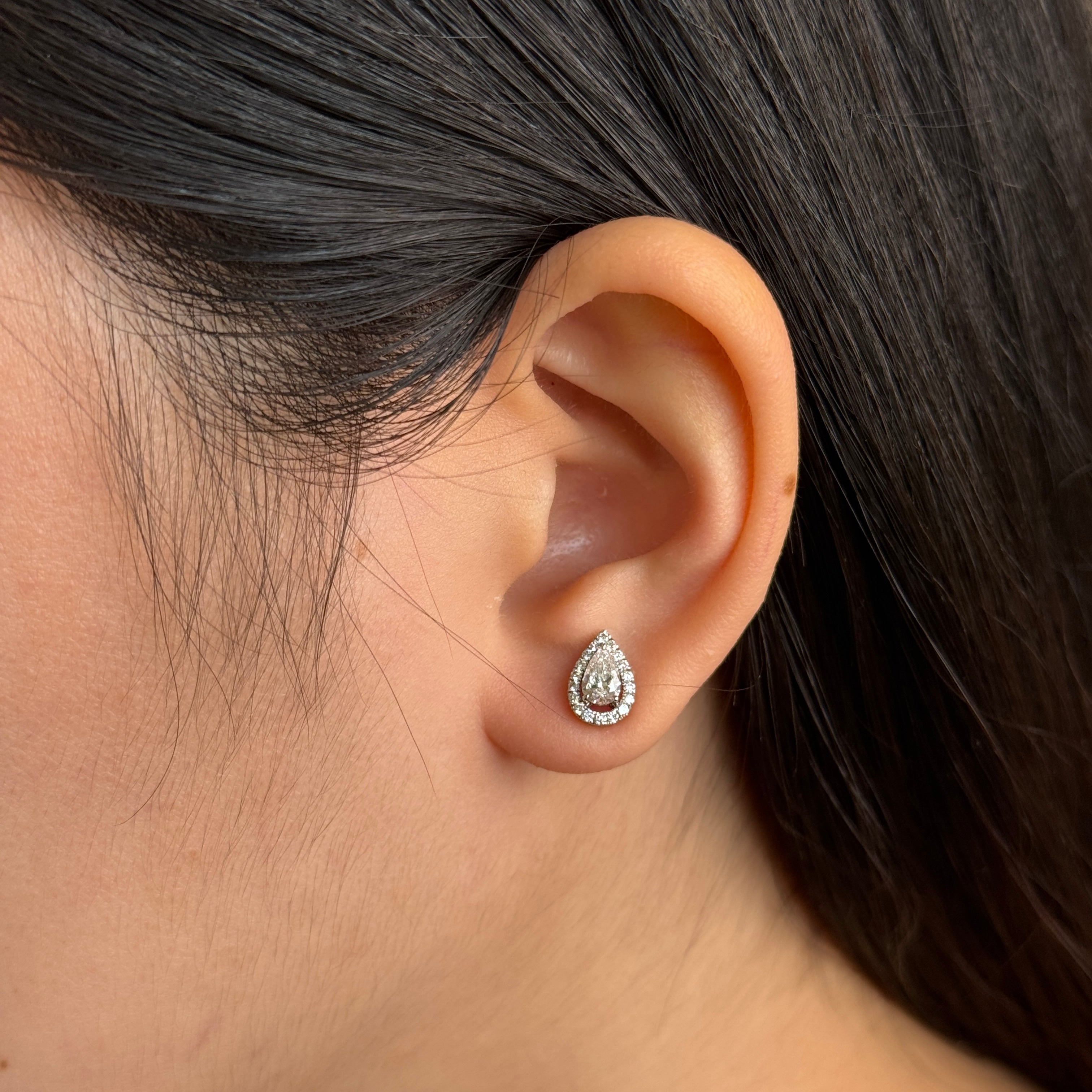 Pear Stud Earrings with Removeable Halo | Sol et Terre