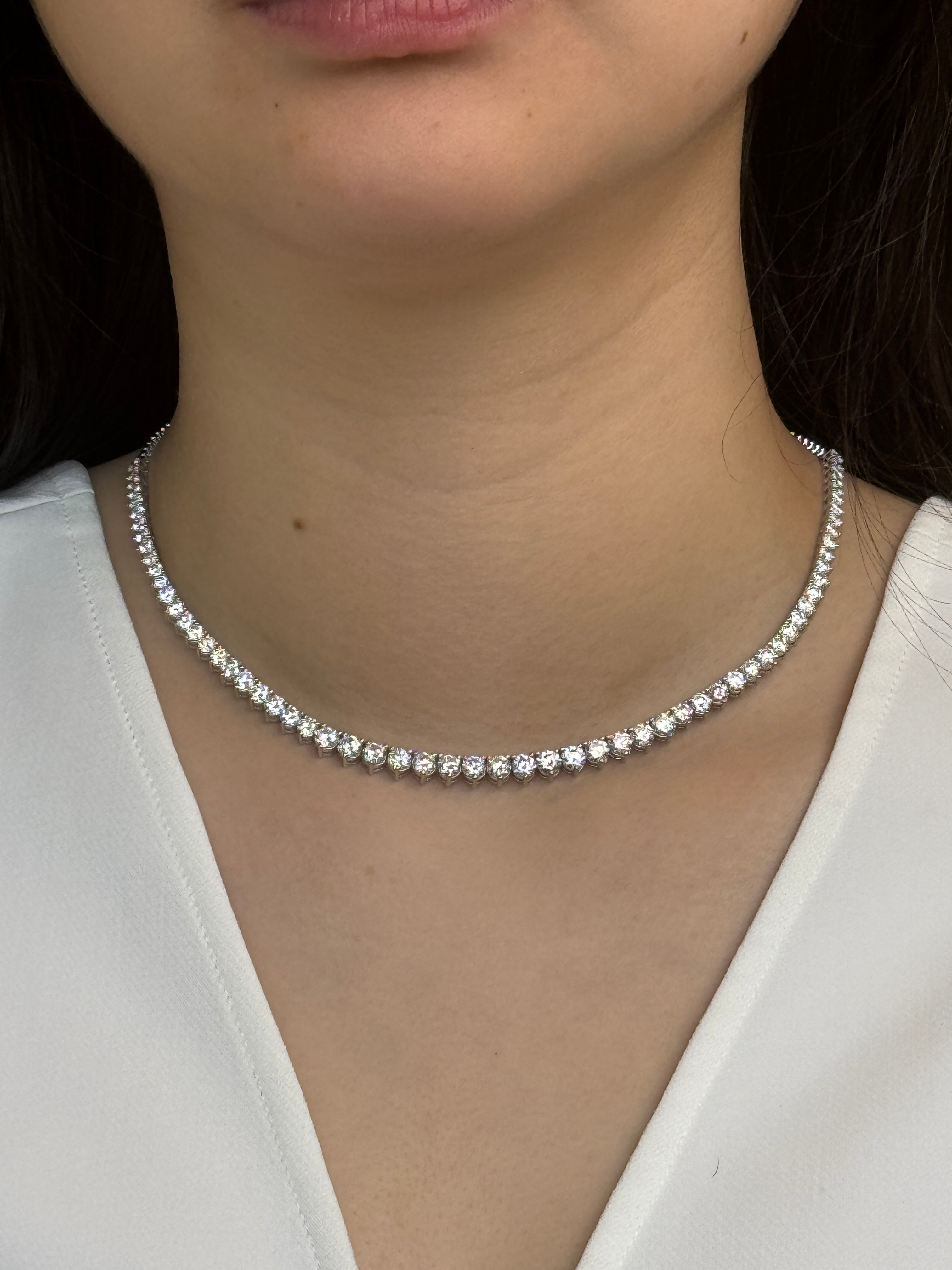 Graduating Diamond Necklace | Sol et Terre